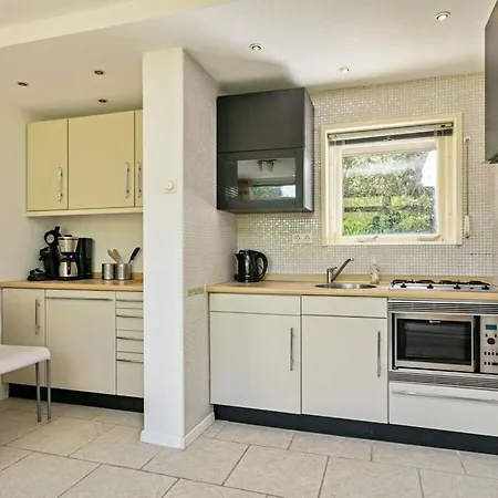 Huijsmans Verhuur Type C Comfort Prinsenhof 68 Holiday home Ouddorp